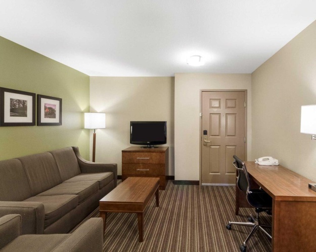 Quadruple Suite