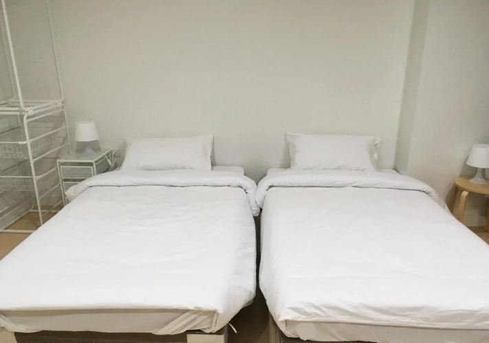 A Port Studio Airport Hotel