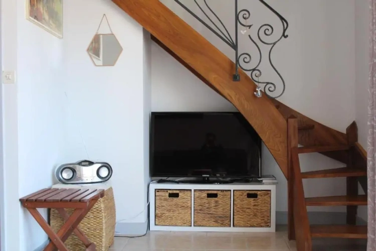 3 Bedrooms Apartment