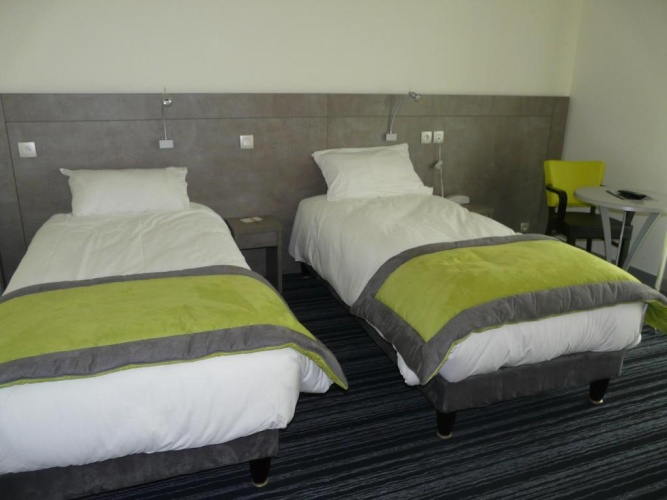 Standard Twin room with balcony