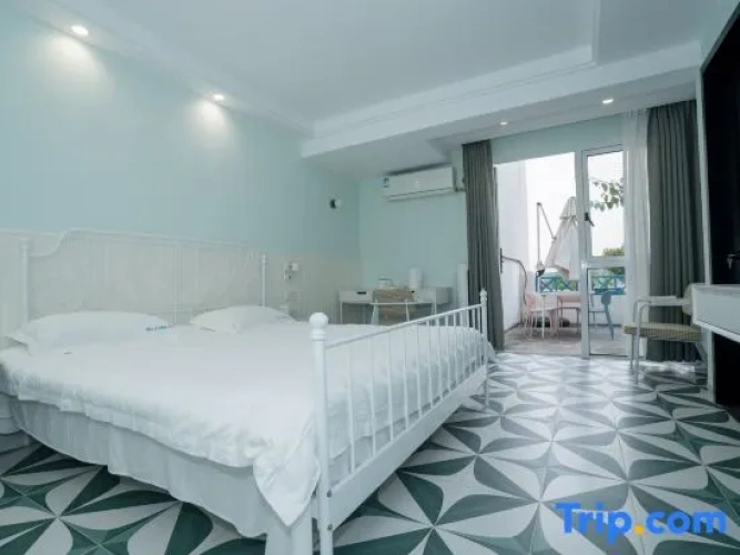 4 Bedrooms Villa with sea view