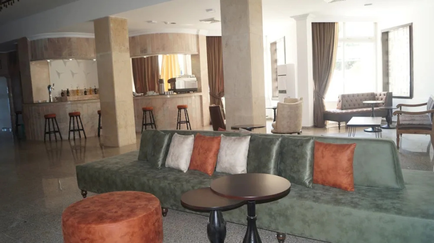 Celebrity Hotel