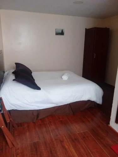 Basic Single room