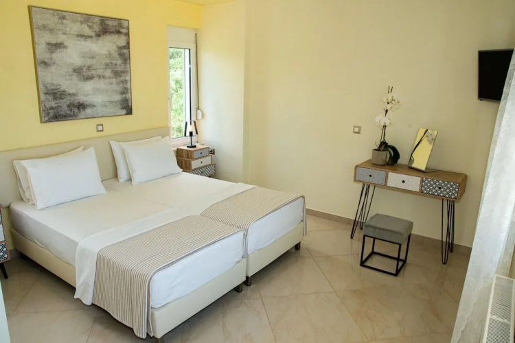 Villa Dimokratia