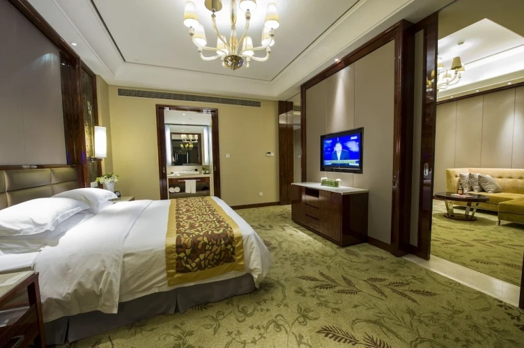 Superior Suite
