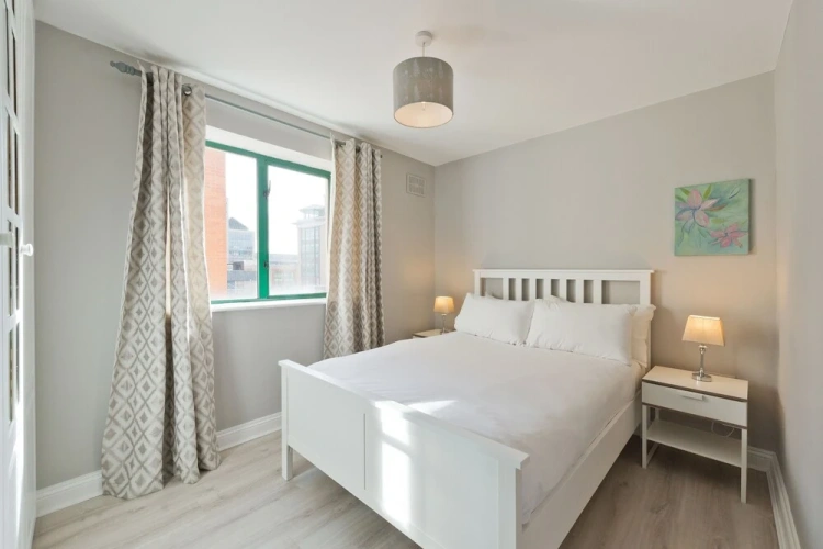 3 Bedrooms Apartment with balcony