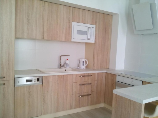 3 Bedrooms Apartment