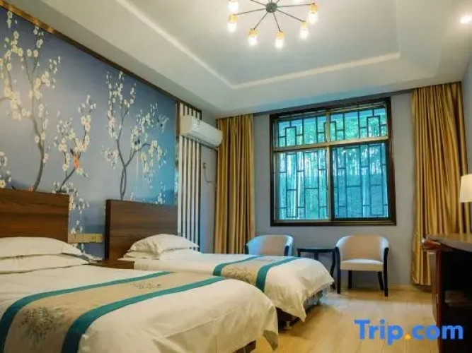Standard Double room with lake view