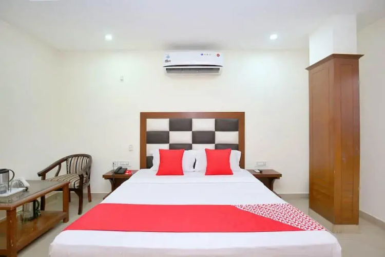 Hotel At Inn