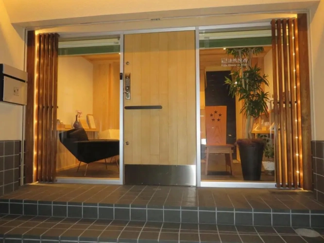 2 Bedrooms Villa