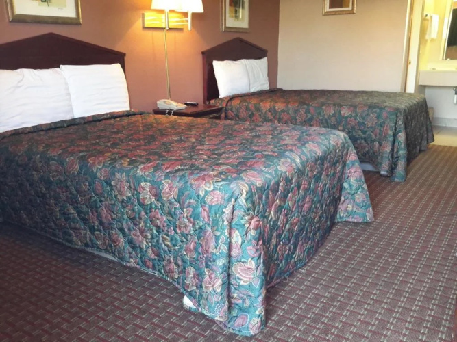 Budget Inn