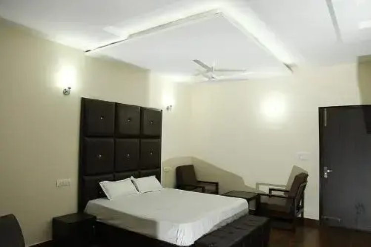 Temple View Inn