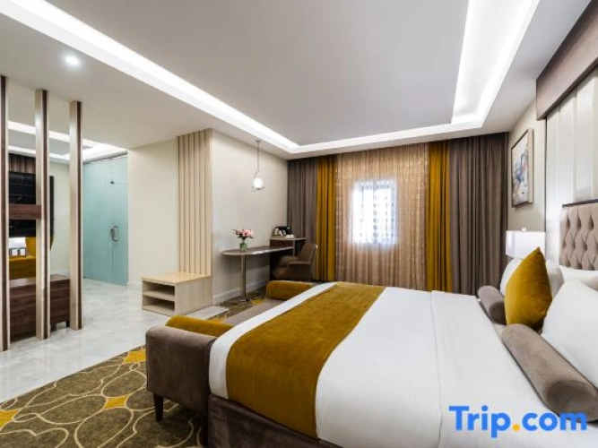 2 Bedrooms Double Suite