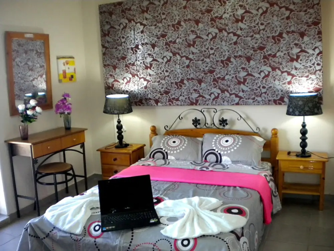 Chios Rooms MyView