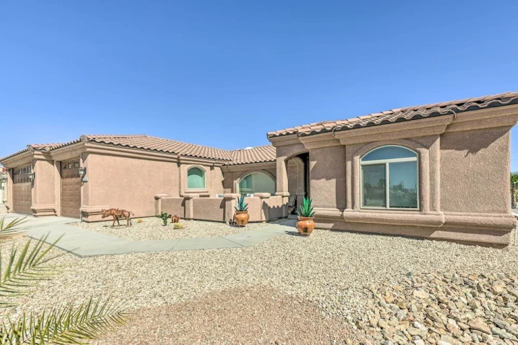 3 Bedrooms Cottage