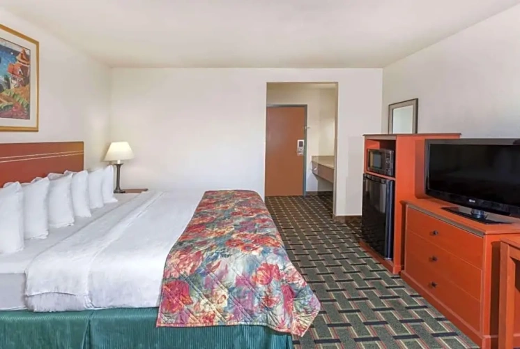 Sextuple Suite