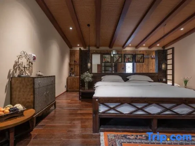 Triple Family Suite with view