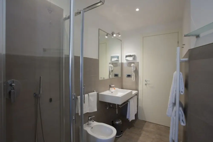 Superior Triple room