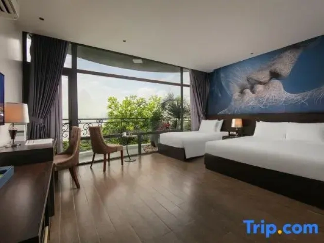 Standard Triple Family room