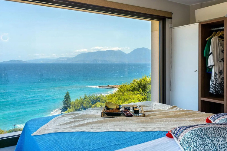 Beachfront 2 Bedroom Villa With Jacuzzi