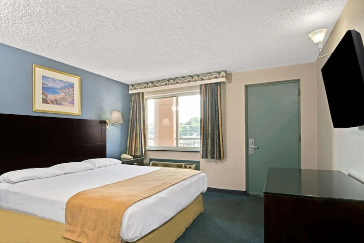 Super 8 Motel - Milford/New Haven