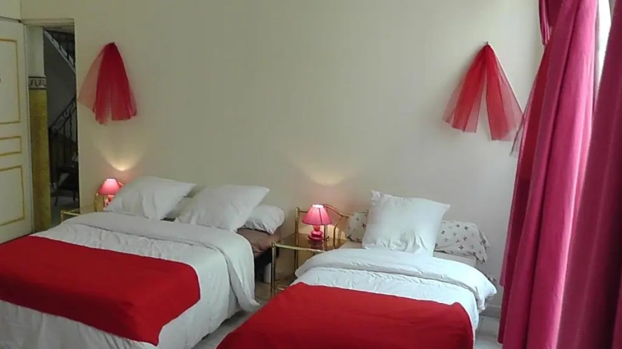 Standard Triple room