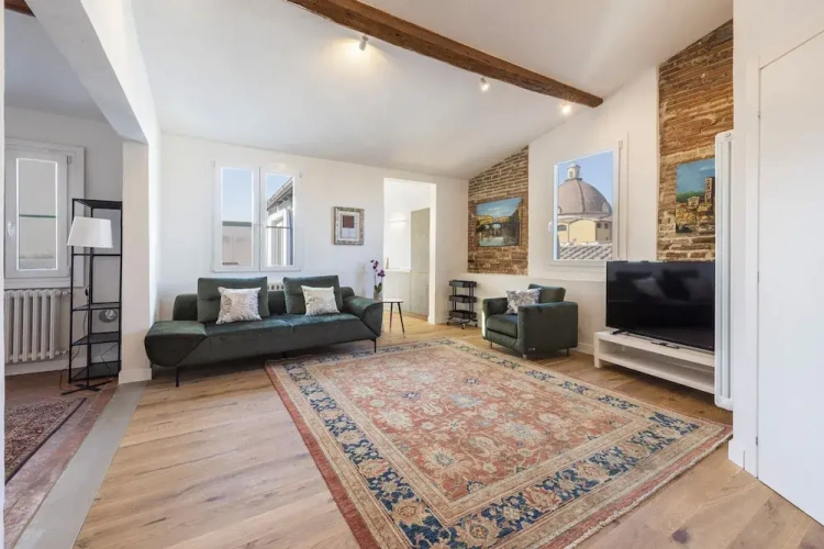 Deluxe Duplex room with city view