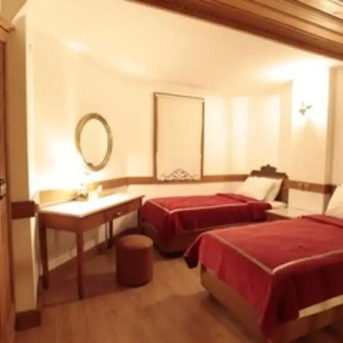 Standard Twin room with balcony