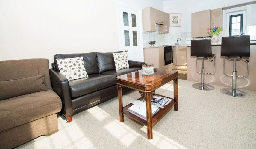 Chauffeur's Apartment