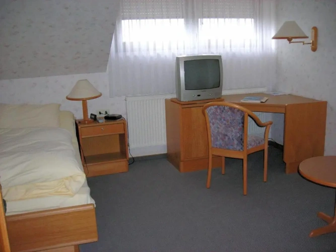 Standard Single room