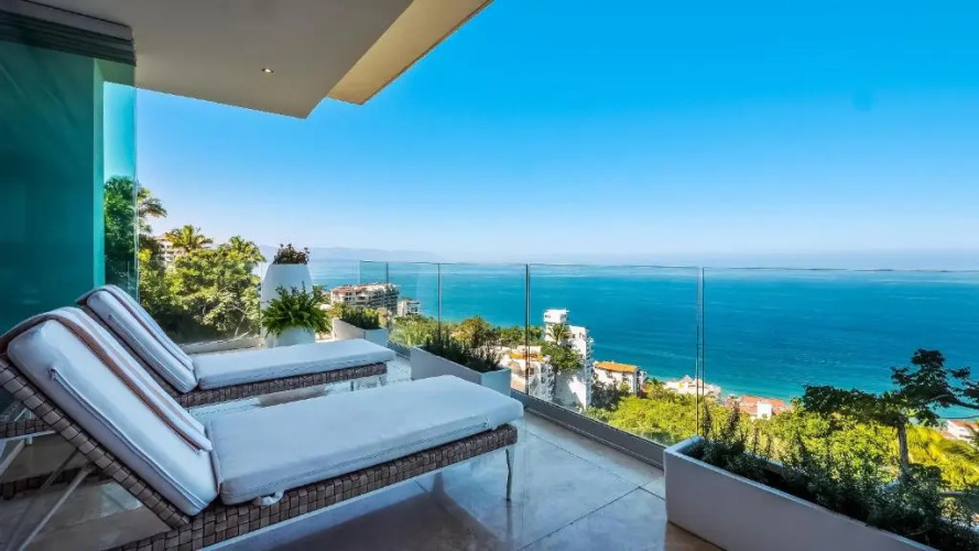 Avalon 401 Sunset Views 3BR NEW ROMANTIC ZONE!