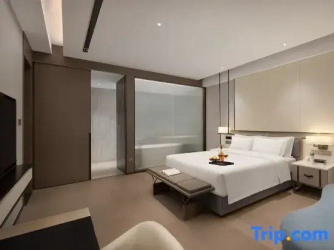 Deluxe Double Suite