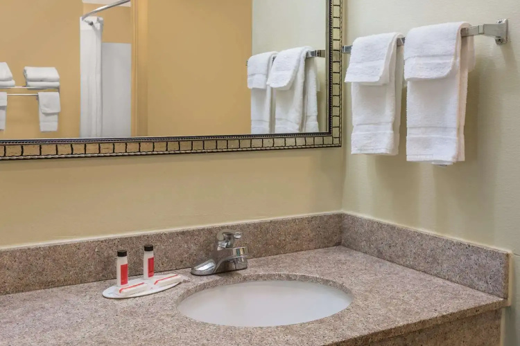 Comfort Inn