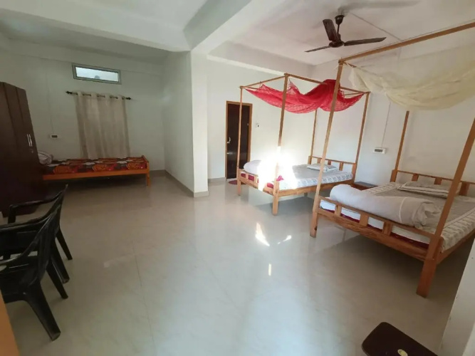 Goroomgo Manipur House Imphal