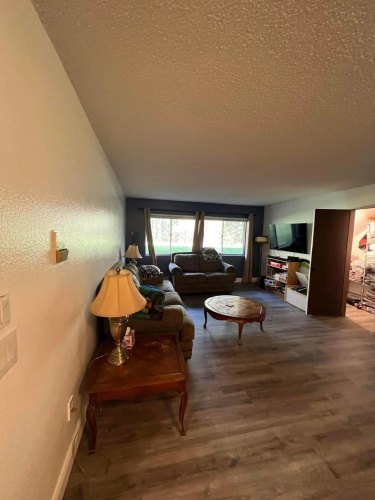 Rustic Girdwood Condo