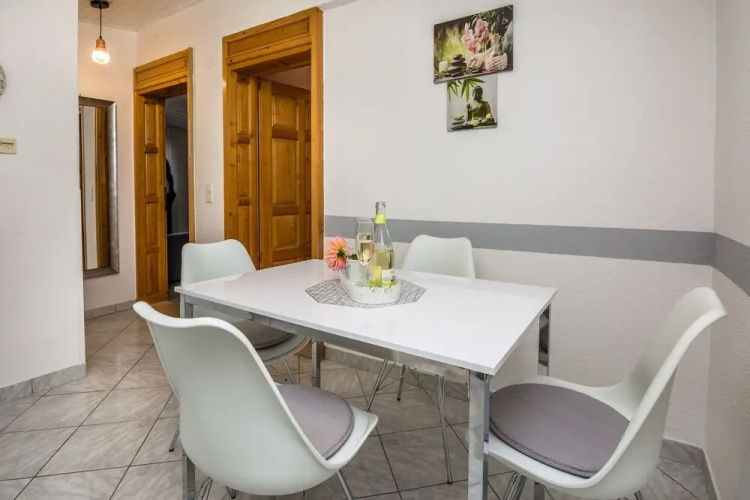 Apartments Genster