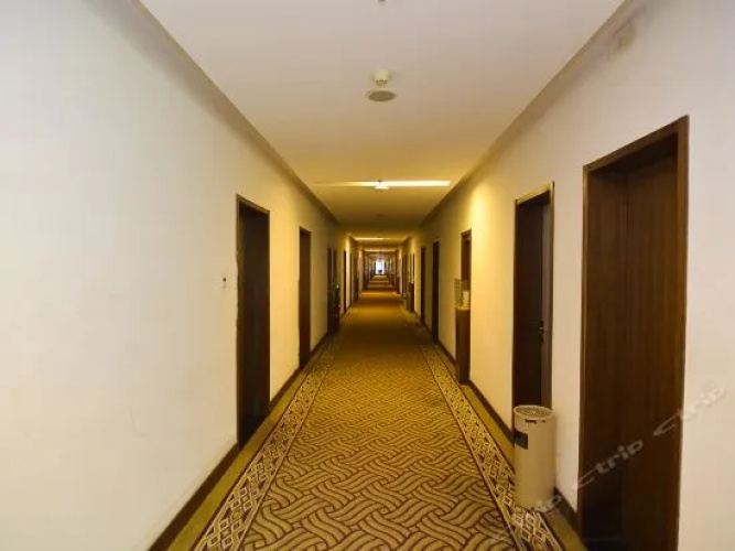 Zhongzhou Hotel(中州宾馆)