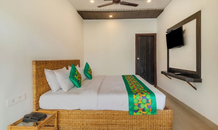 Economy room