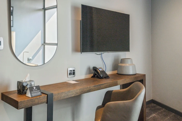 1 Bedroom Apartment with balcony