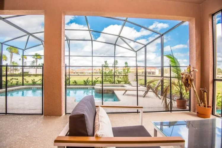 6 Bed Villa Games Pool Spa