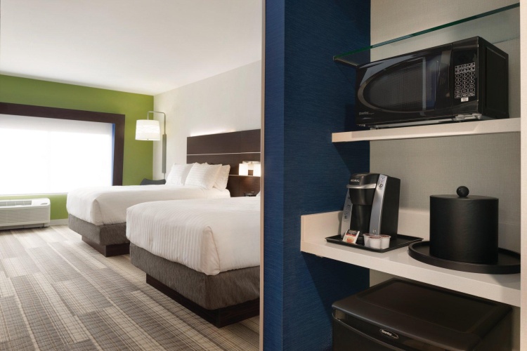 Quadruple Suite
