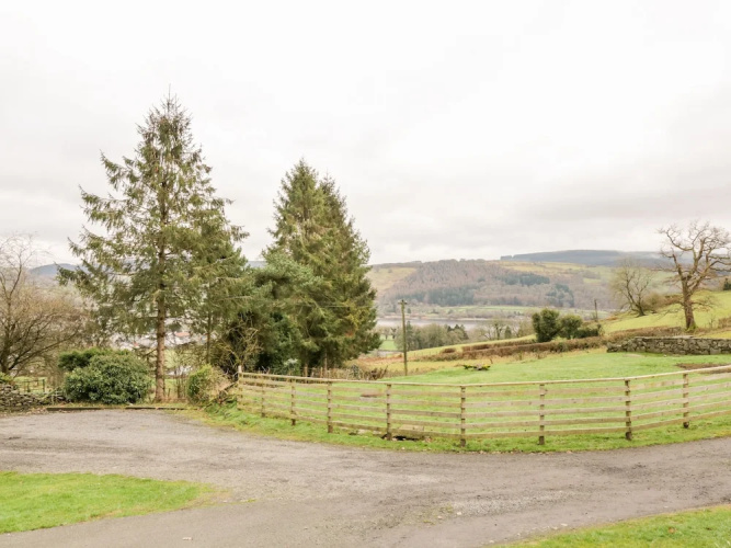 Hen Ysgubor Cottage