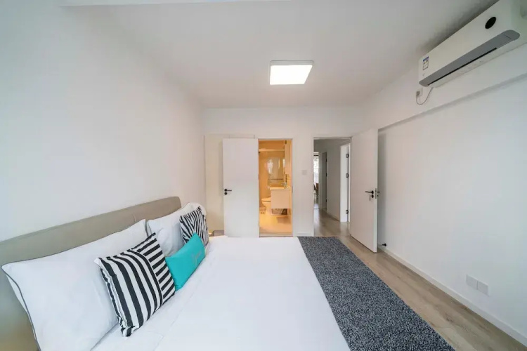 Tyms  2BR APT Hongqiao Paris Classic