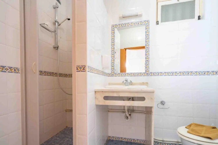 Triple room