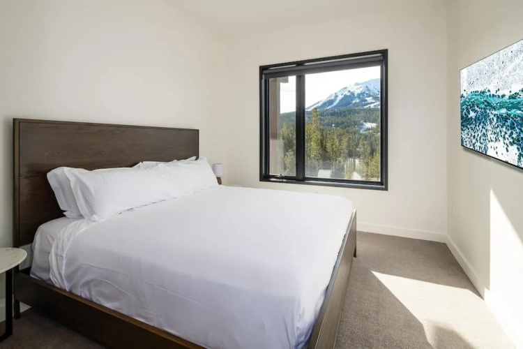 204 Lakelodge 2 Bedroom Condo by Moonlight Basin Lodging