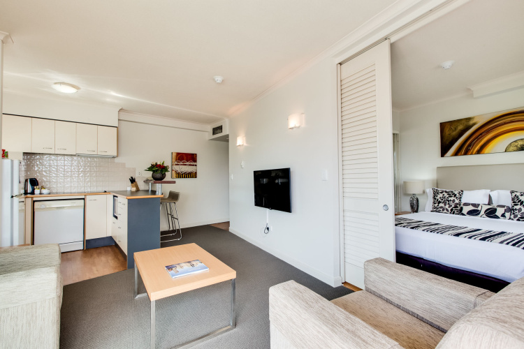 Cosmo Apartment Hotel