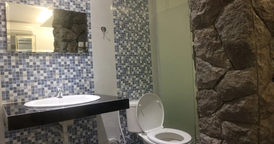 Mitra Guest House