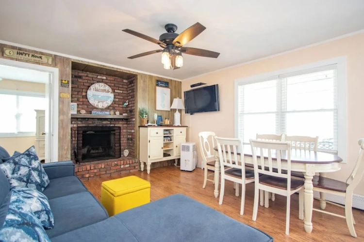 1 Bedroom Standard Suite