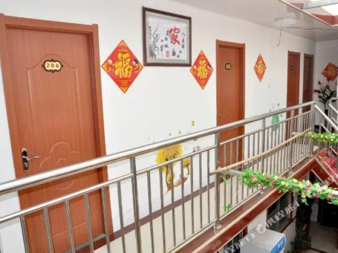 Longhe Yujia Hotel(日照龙合渔家)