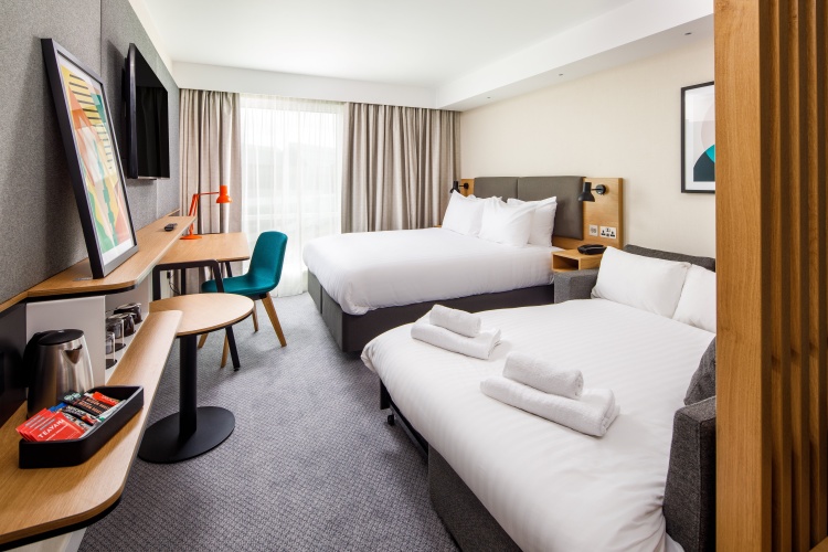 Holiday Inn Manchester Airport photo 6